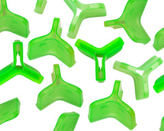 Bonnet securely fitted on a treble hook