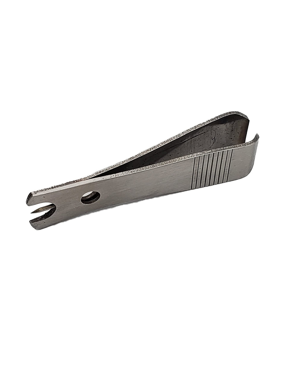 Al's Goldfish Lure Co. line clipper cuts monofilament cleanly for quick snips.