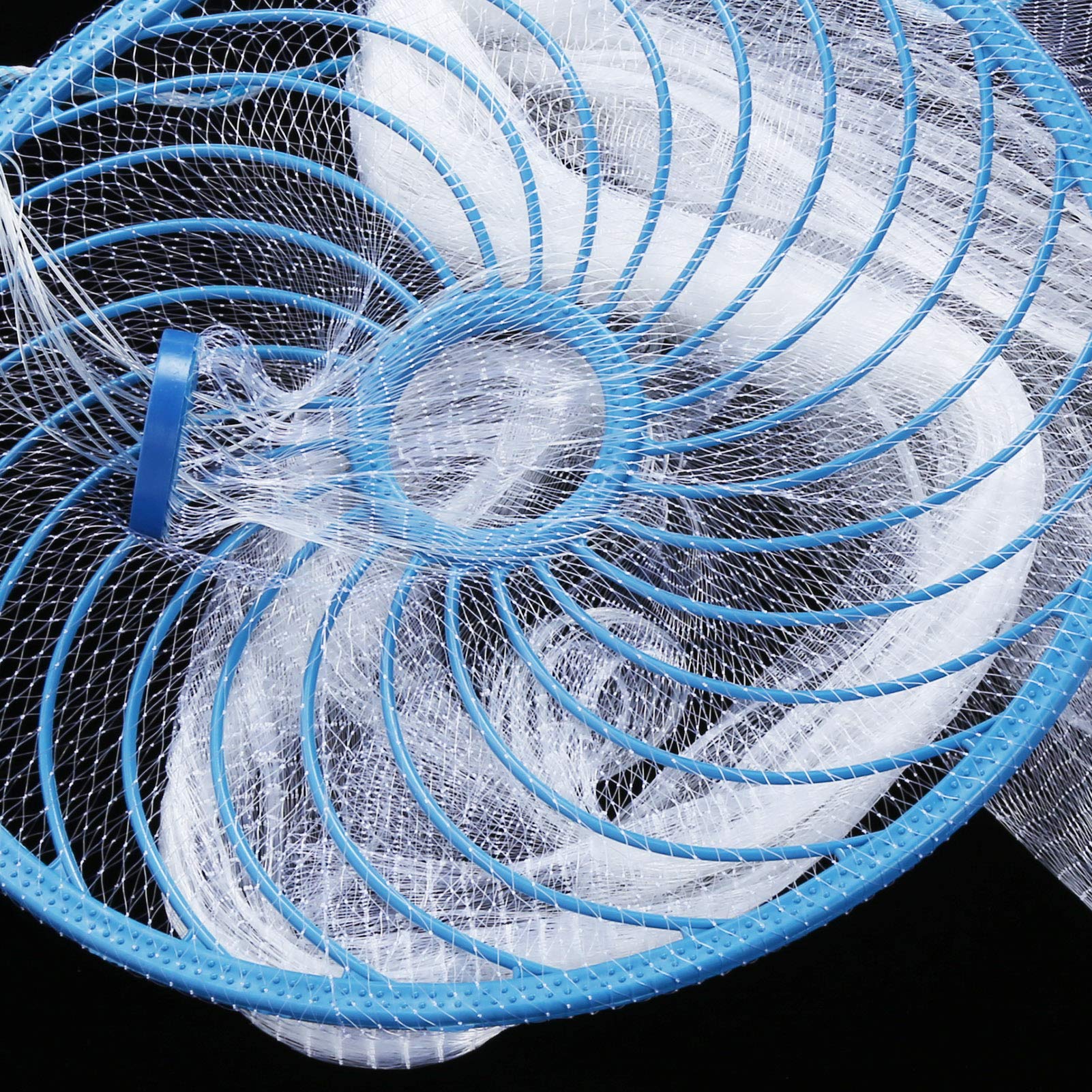 Alvinlite cast net suitable for freshwater and saltwater fishing environments.