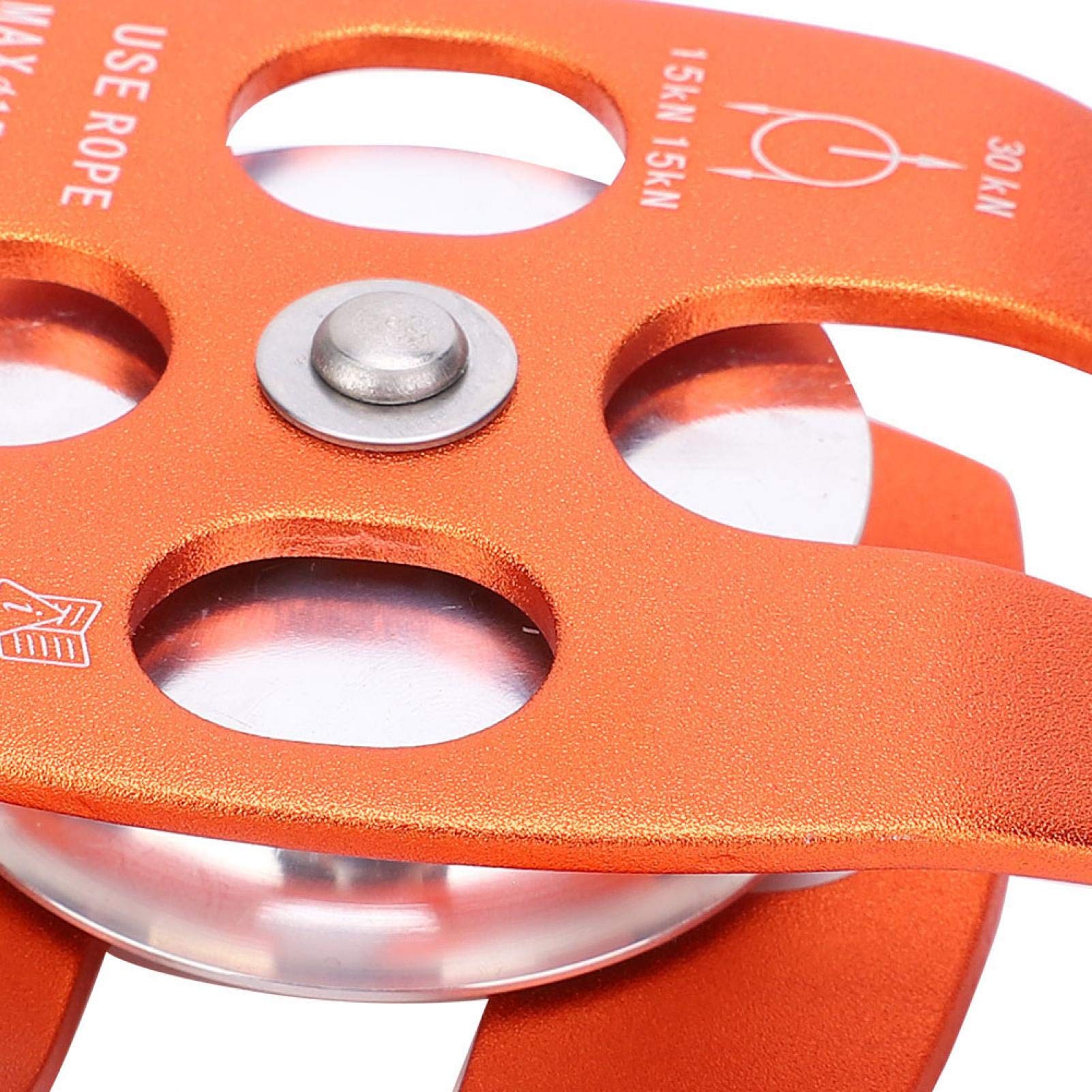 Alvinlite 30 kN climbing pulley offers strong load support.