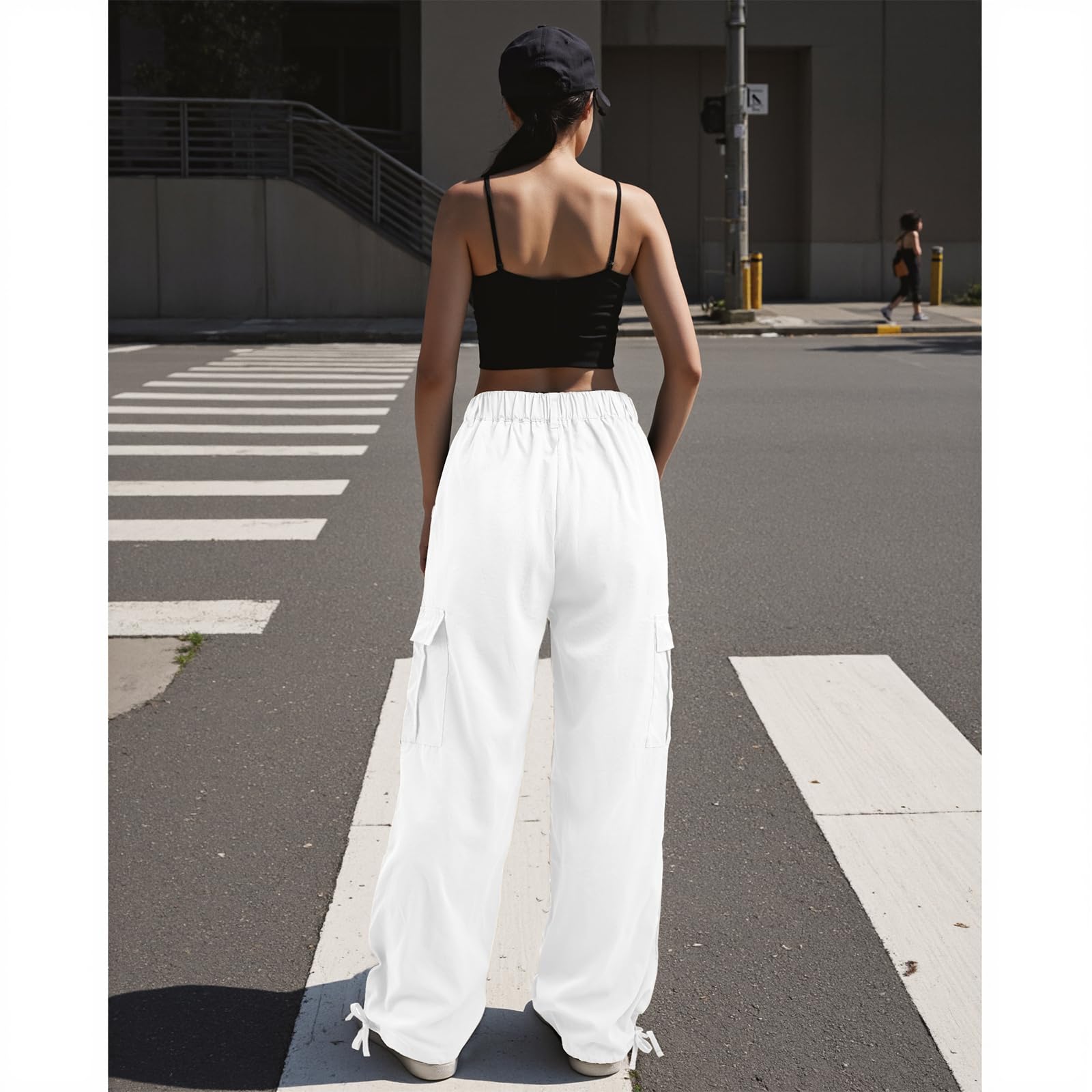 American Trends cargo pants Y2K design highlighting trendy silhouette