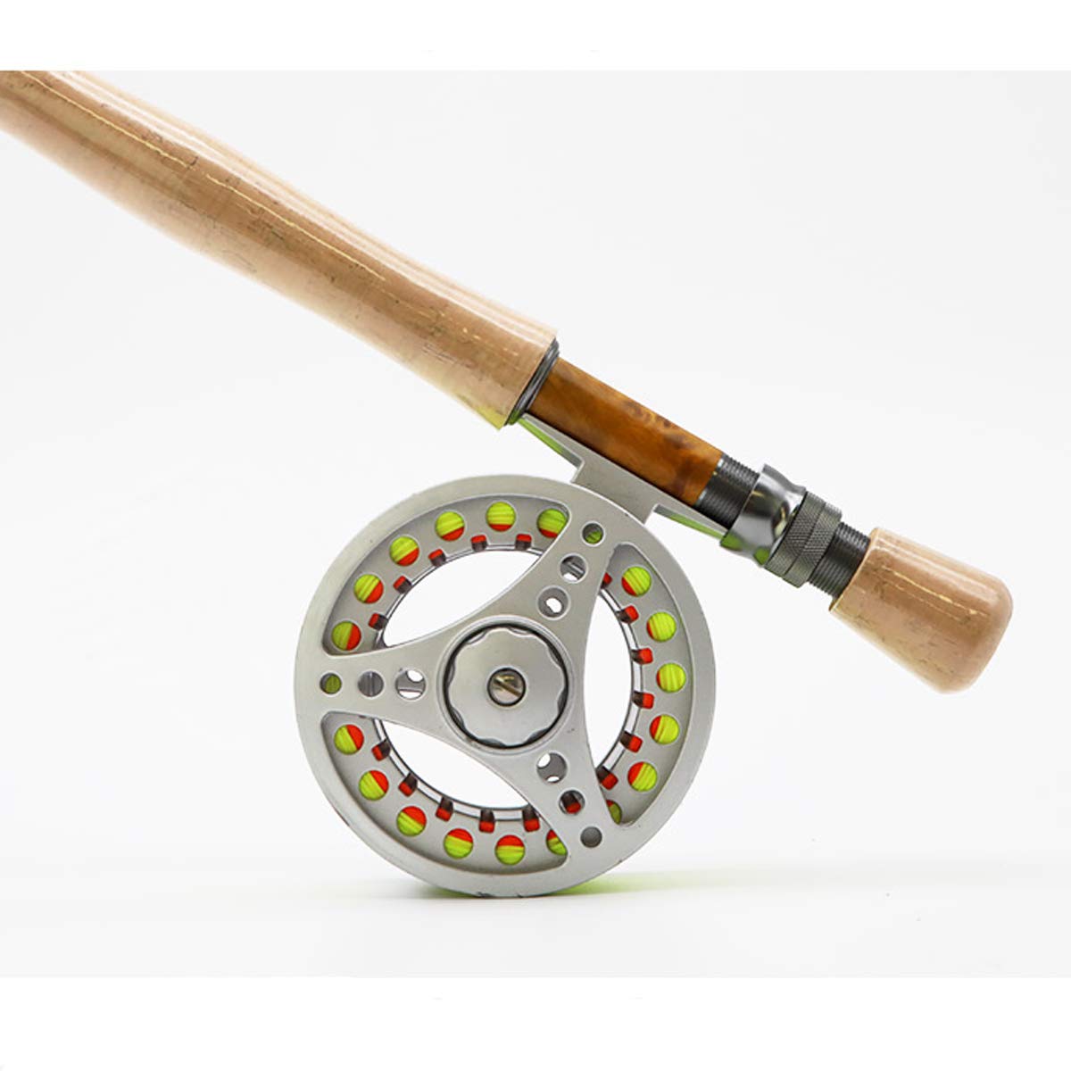 Angler Dream Silver/Black reel aluminum construction underscores lightweight durability while fishing.