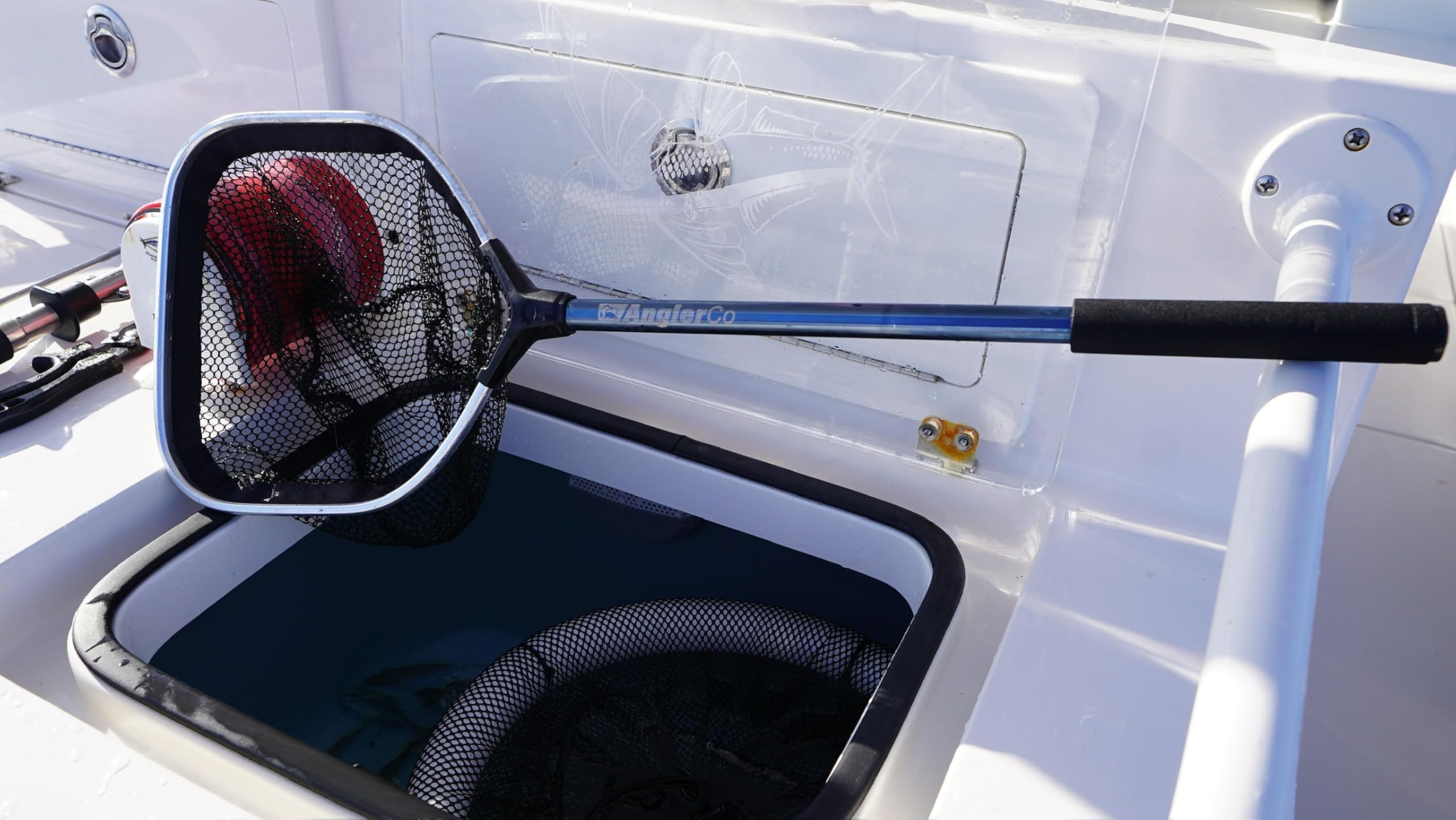 Non-slip EVA grip on AnglerCo Core Series Bait Net