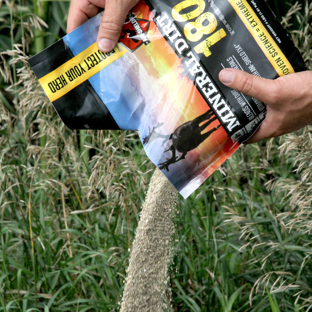 Ani-Logics Outdoors Mineral Dirt 180 deer feeding scene highlighting attraction
