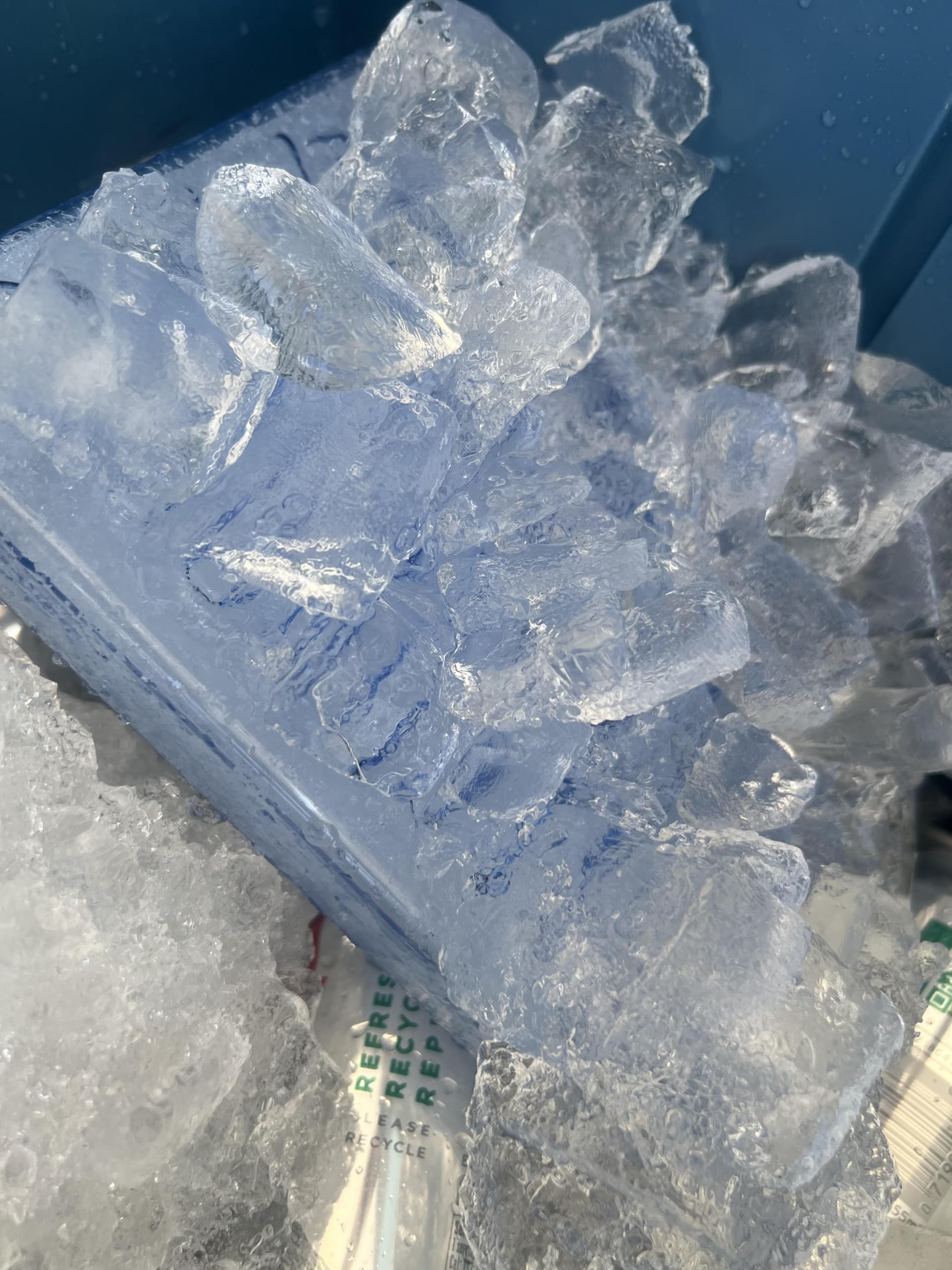 AO Coolers Glacier Pack refreezes quickly for reuse after freezing.