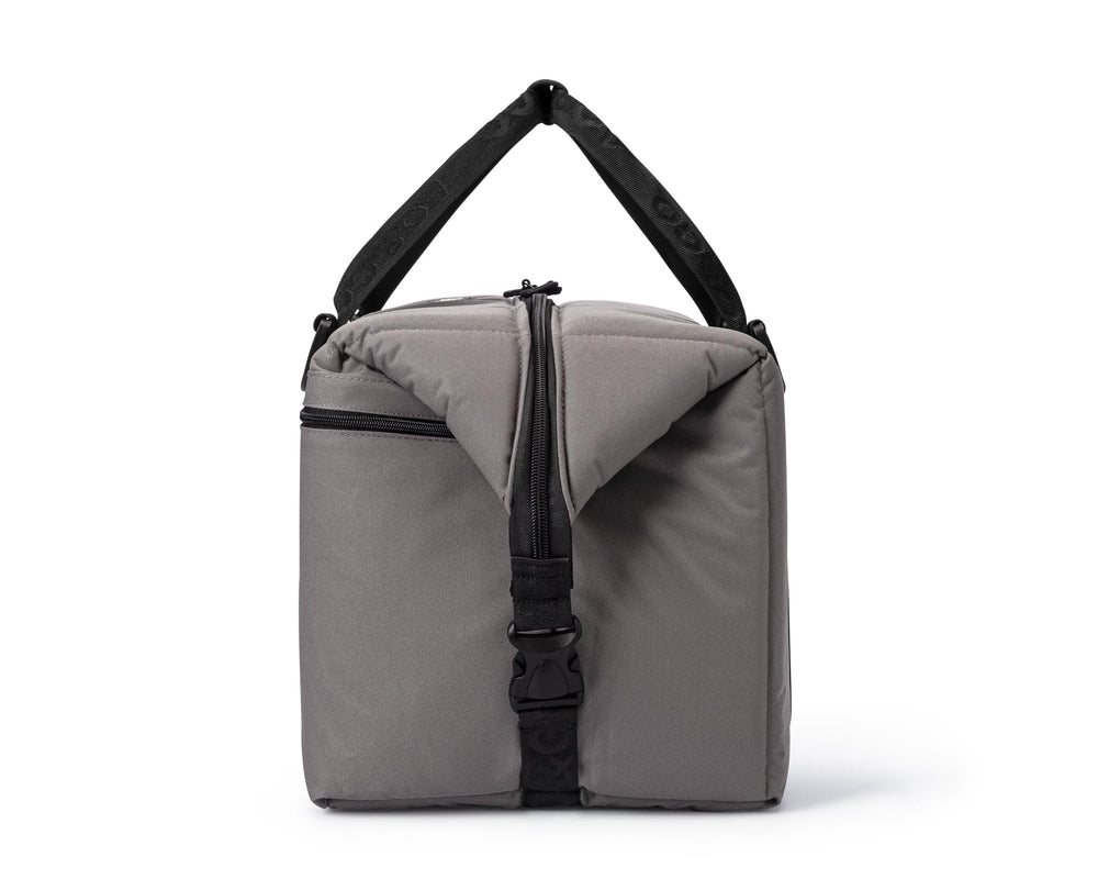 AO Coolers Original soft-sided cooler bag is ideal for boating, picnics, and more.