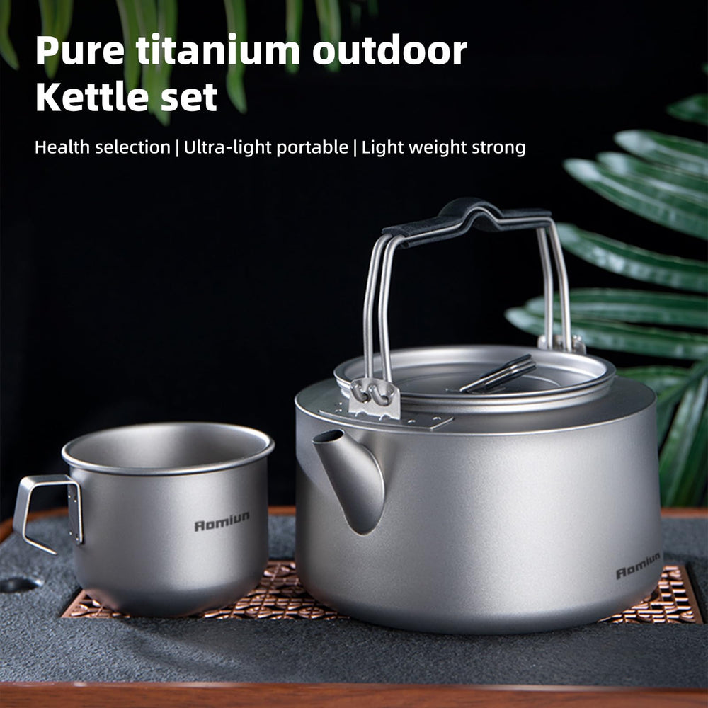 Aomiun Titanium Kettle folding-handle view for compact packing