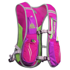 AONIJIE 5.5L running vest front view highlights ultra-lightweight design for long runs.