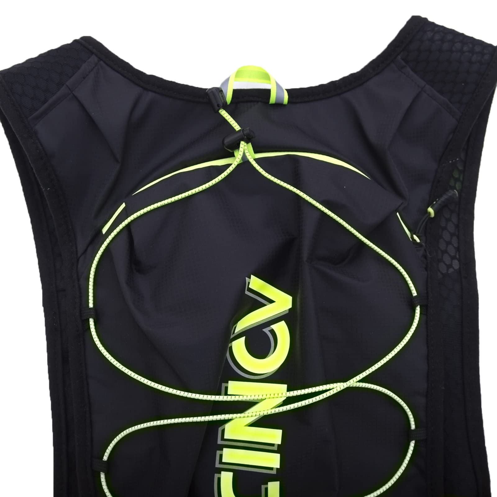 AONIJIE 5L adjustable straps, secure fit during activity
