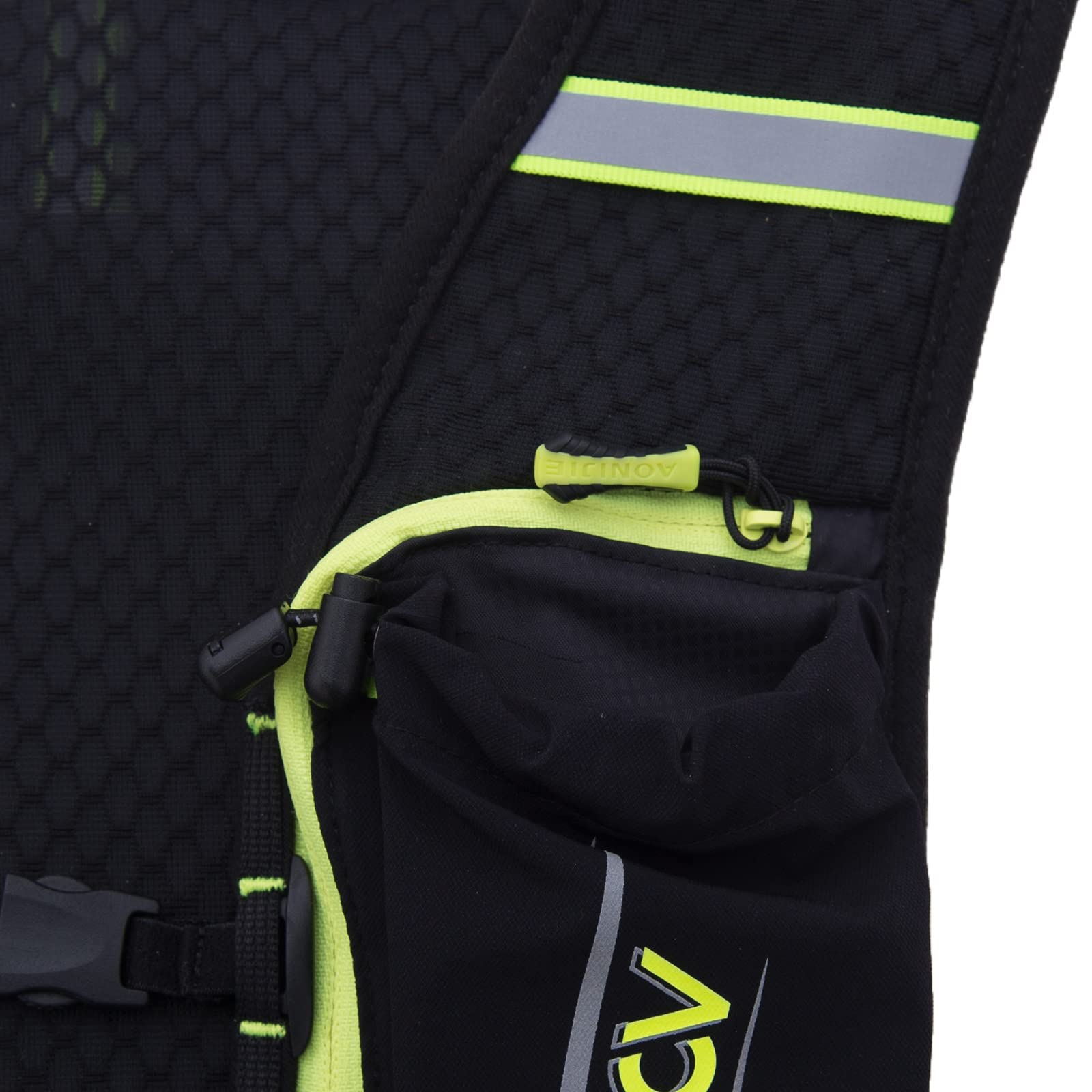 AONIJIE 5L packed compact for travel and storage