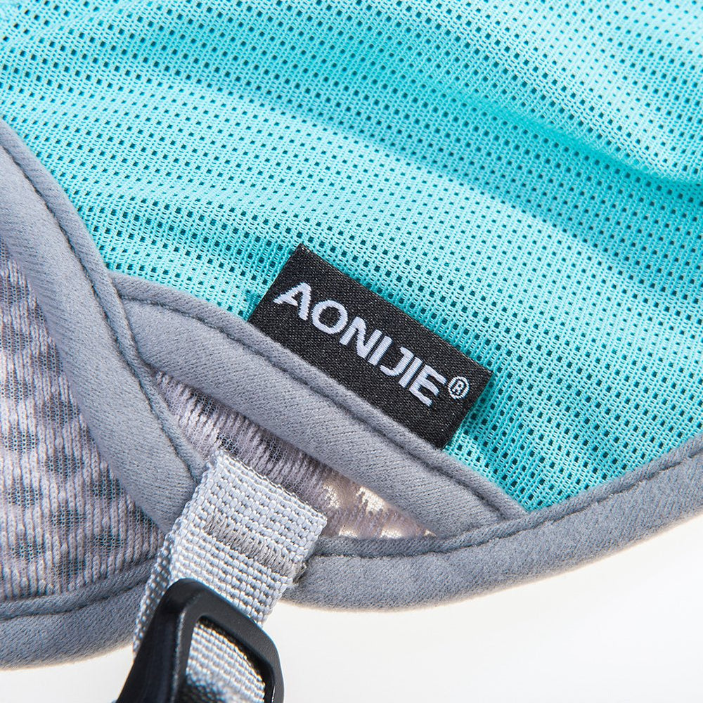 AONIJIE Hydration Vest 5L breathable back for airflow.