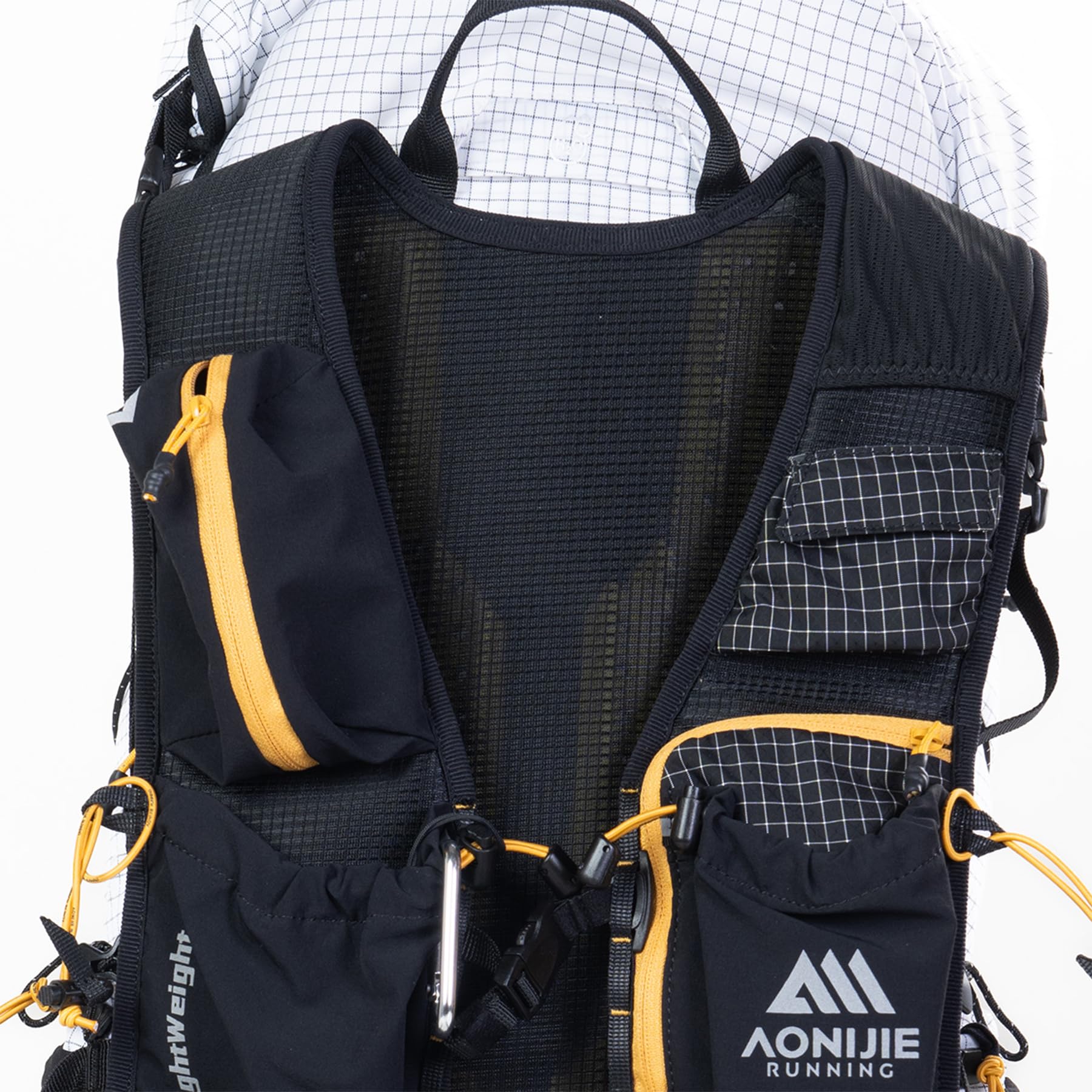 AONIJIE lightweight 30L backpack supports endurance activities without bulk.