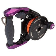 Apeks Lifeline Ascend 30m reel with high-grip handle for glove-friendly operation.