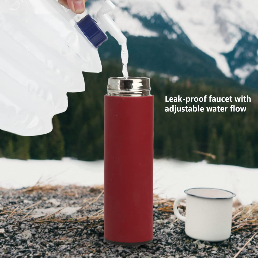 Aramox 15L capacity illustration for outdoor water storage needs.