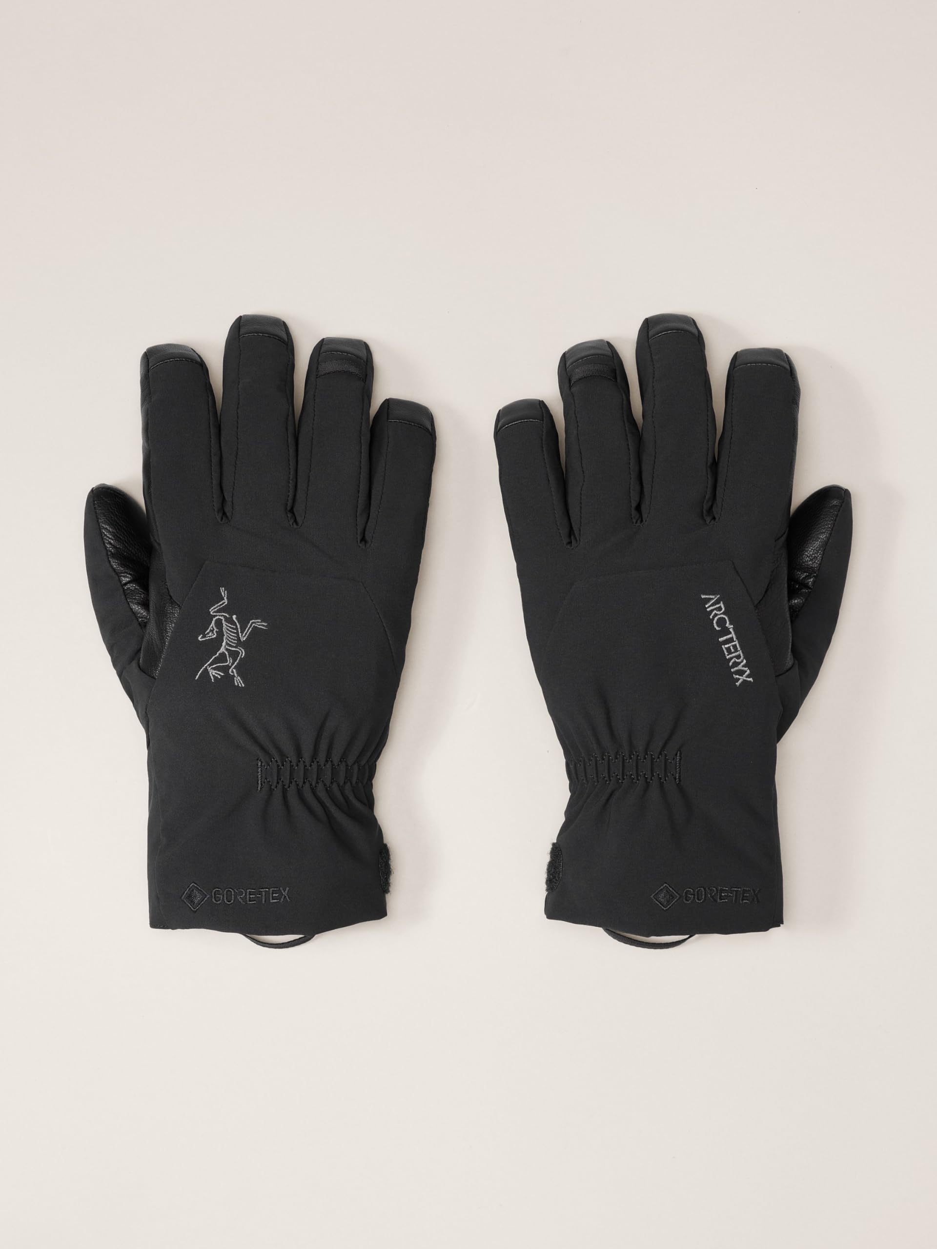 Arc'teryx Venta GTX Glove windproof-softshell design enables comfortable movement in gusty weather.