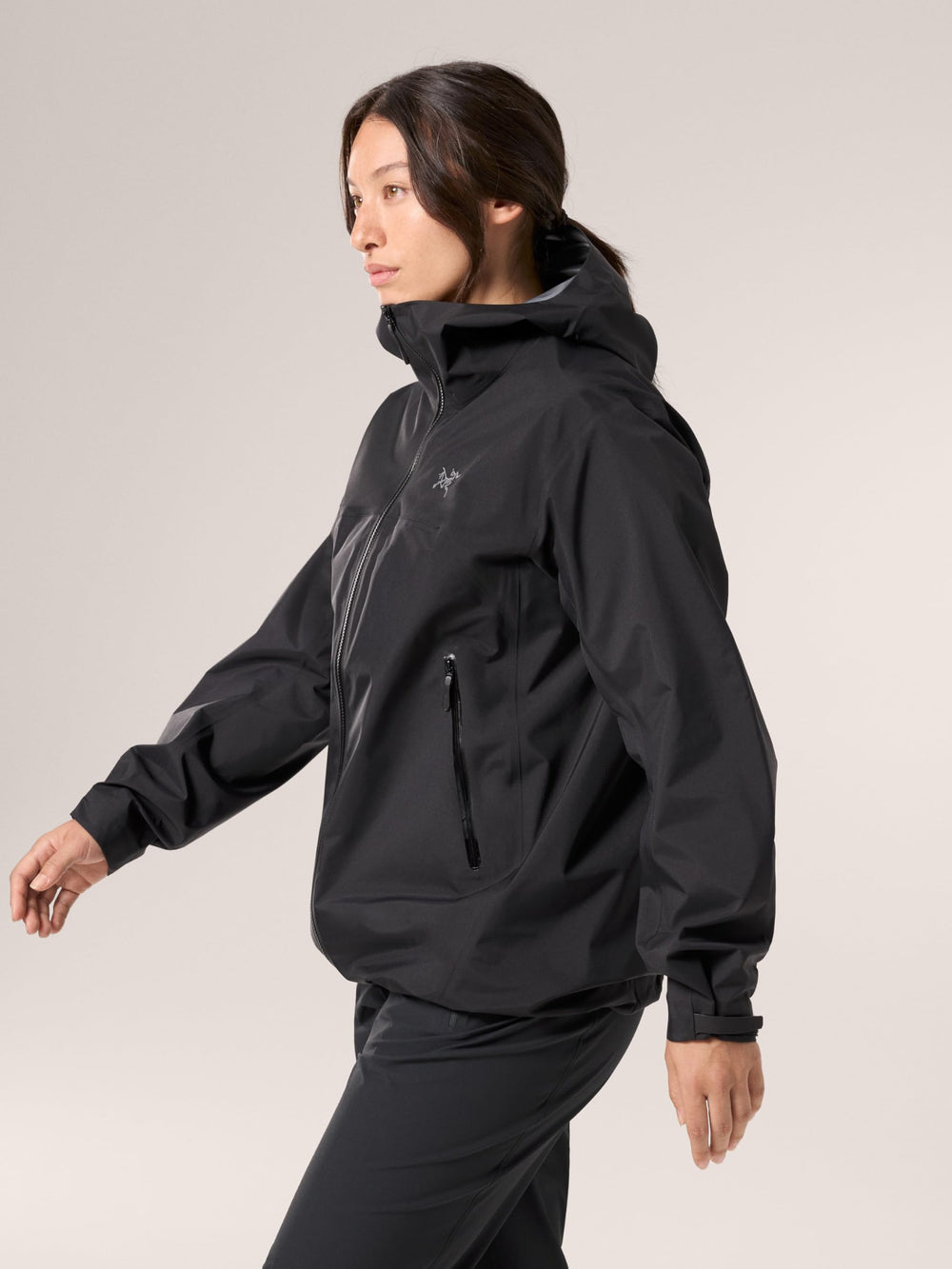Arc'teryx Beta Jacket Women's articulated fit allows dynamic movement.