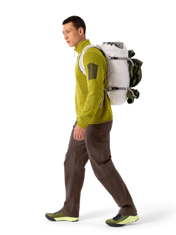 Arc'teryx Covert half-zip neck tall collar detail for neck warmth