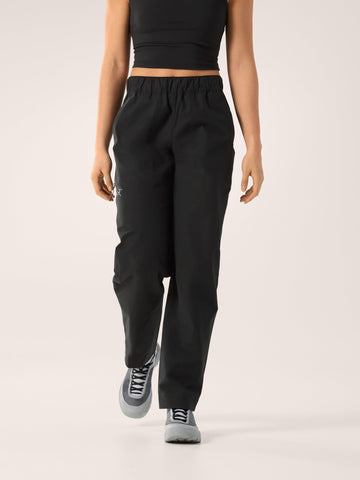 Arc'teryx Kragg Cotton Pant zipper harness pocket in use during climbs