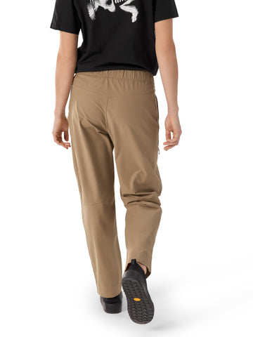 Arc'teryx Kragg Cotton Pant women's DWR coating repelling light moisture