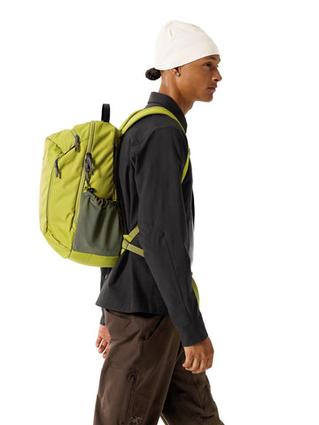 Internal pocket with key clip secures small essentials on busy days.