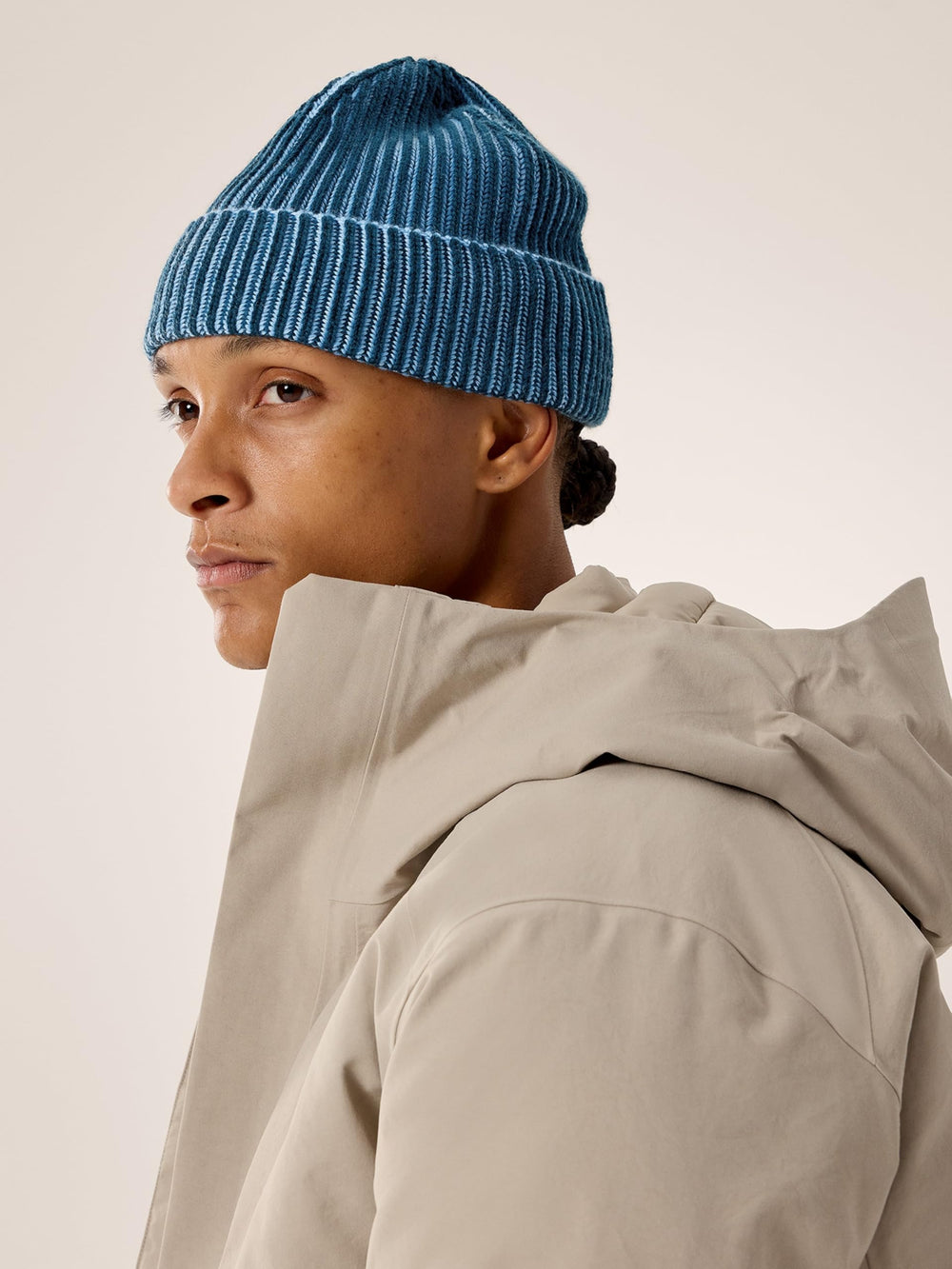 Arc'teryx Ribbed Toque closeup fabric reveals soft wool-blend texture
