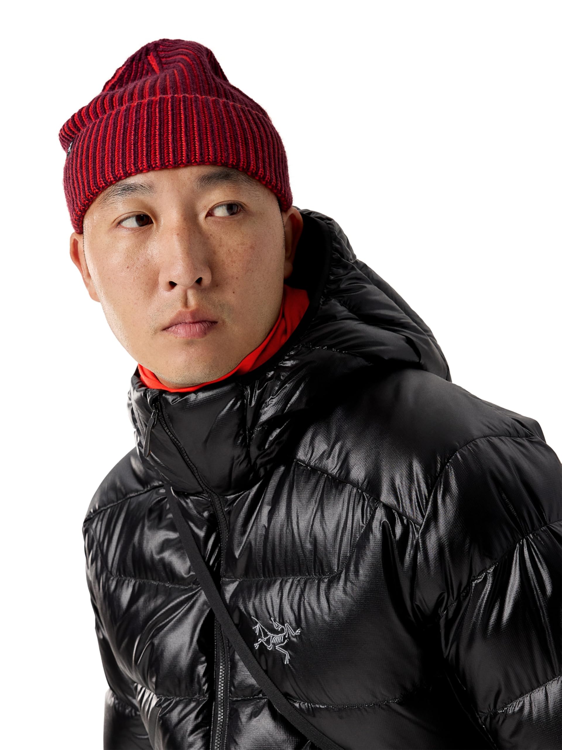 Arc'teryx Ribbed Toque Mars-Dynasty color shows two-tone style for mountain and city wear.
