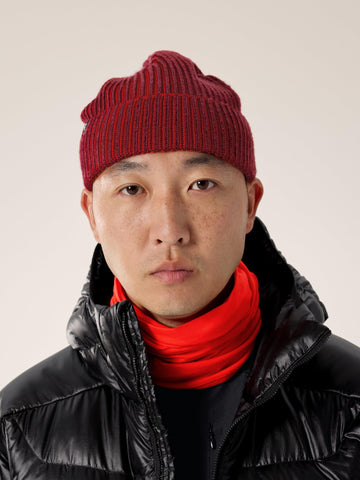 Arc'teryx Ribbed Toque knit close-up reveals non-mulesed wool and recycled polyester blend warmth.