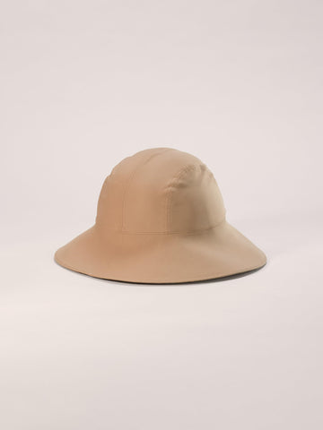 Arc'teryx Sinsola Shade Hat canvas red color for high-visibility on trails.
