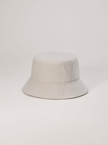 Arc'teryx Sinsolo bucket hat PFAS-free finish for all-day wear