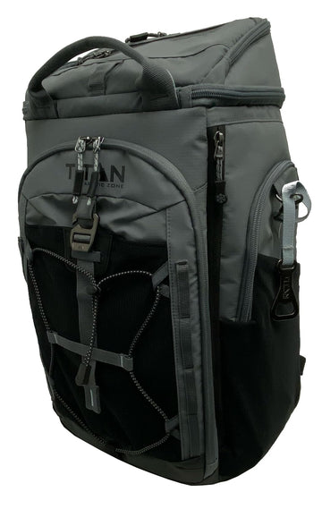 Arctic-Zone Titan 26-cans front compartment keeps snacks and small items easily accessible.