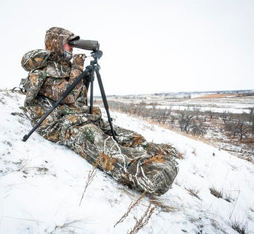 ArcticShield Body Insulator Realtree Edge, large armhole zipper, front view enables easy in/out.