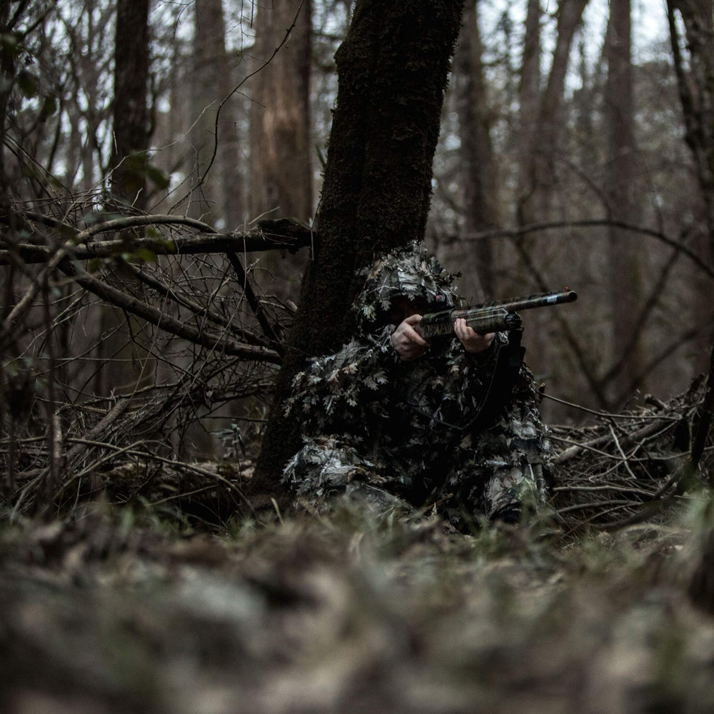 Arcturus 3D Leaf Ghillie Suit pocket-access feature detail for base layer access