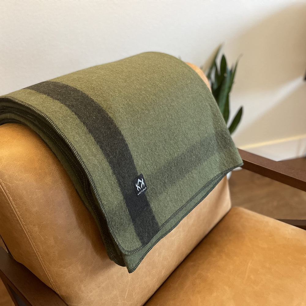 Arcturus Rainier blanket easy-care fabric is machine washable and pre-washed.