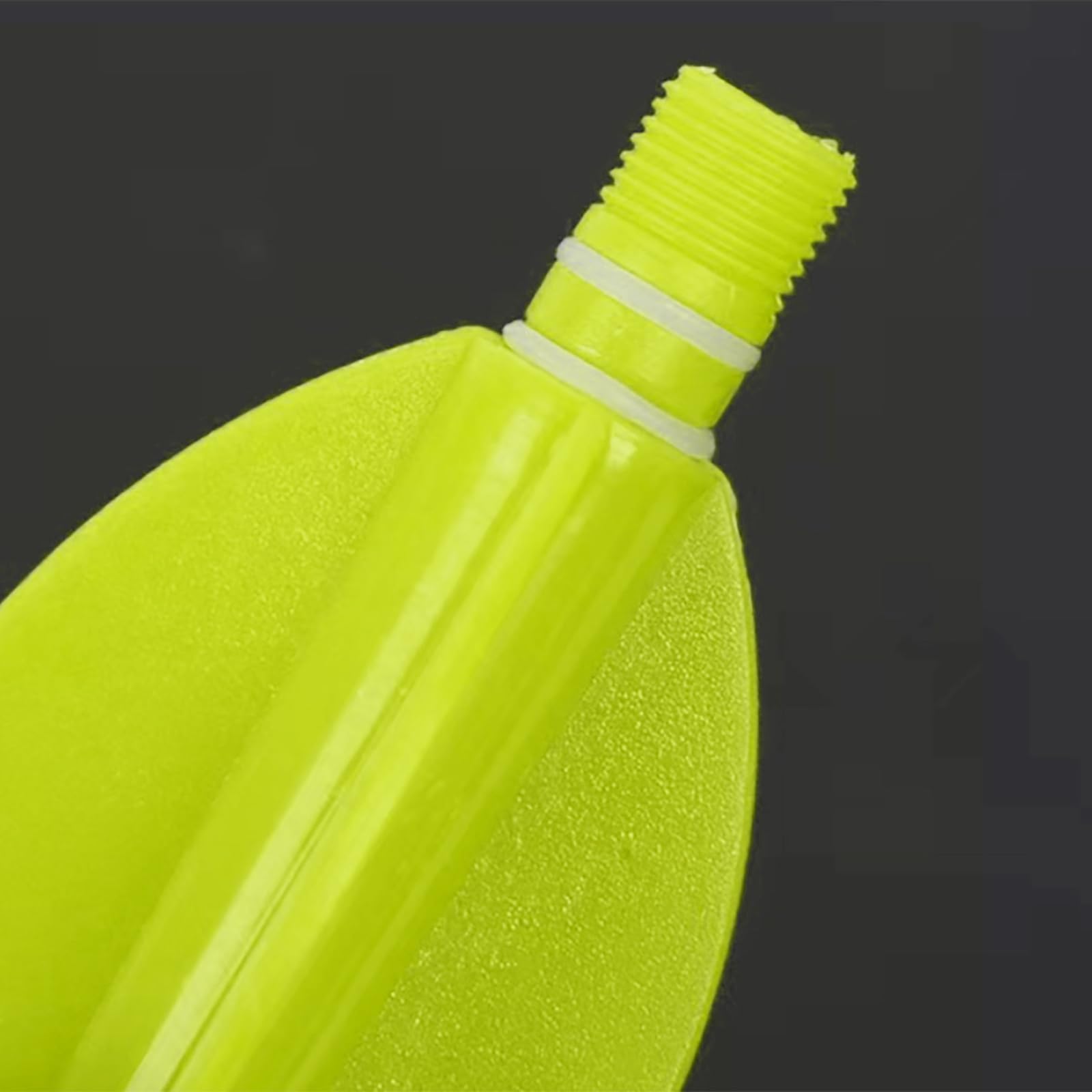 Argzm 15g floating buoy provides stability in moderate waves