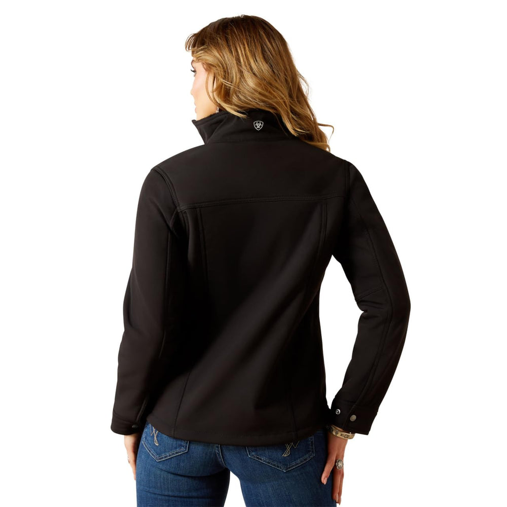 ARIAT jacket side pocket closeup highlights secure snap pockets for daily storage