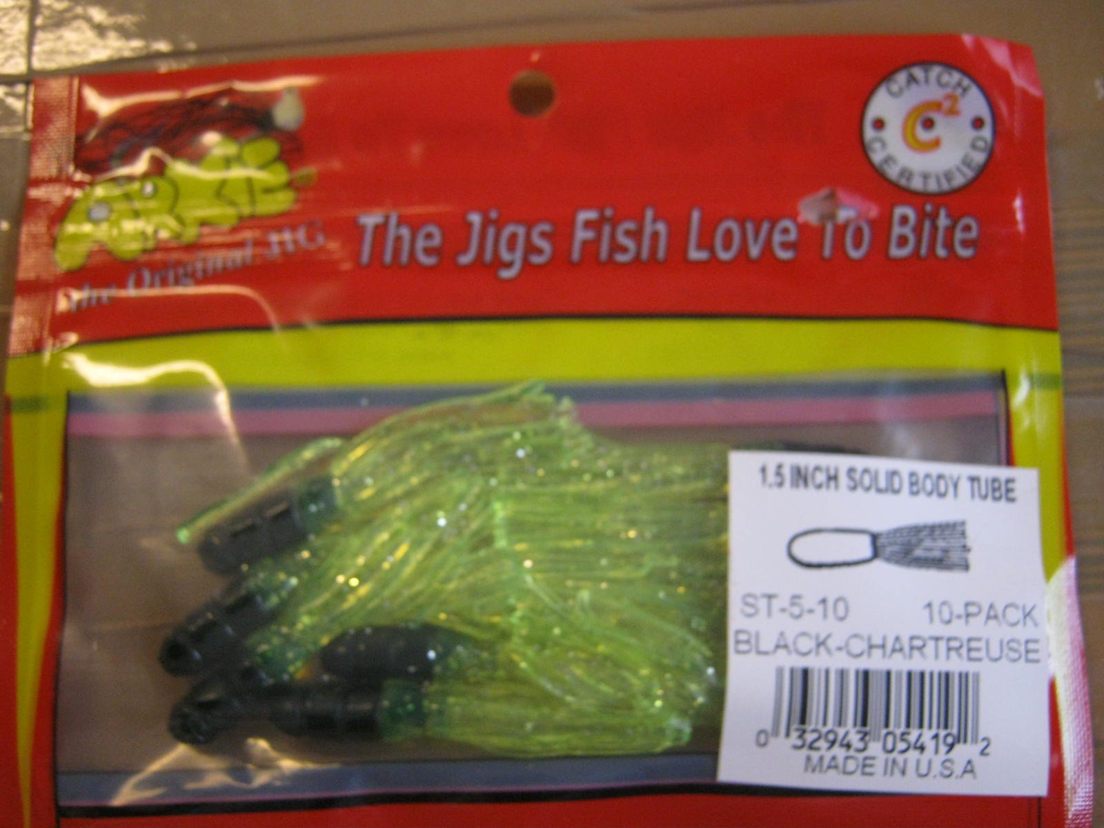 ARKIE Solid Body Tube Jig ready for versatile retrieves and deep-water jigging