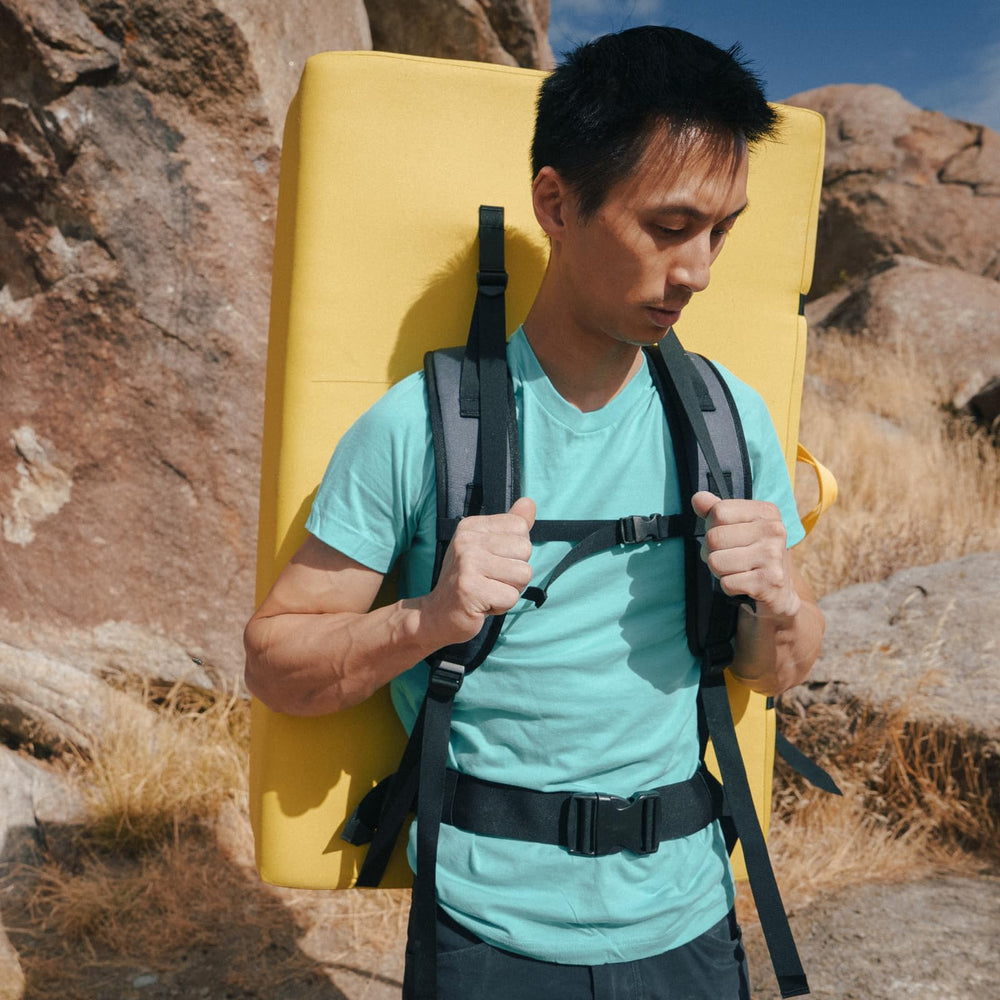 Asana Focus Crash Pad geode nylon shell withstands rugged outdoor use.