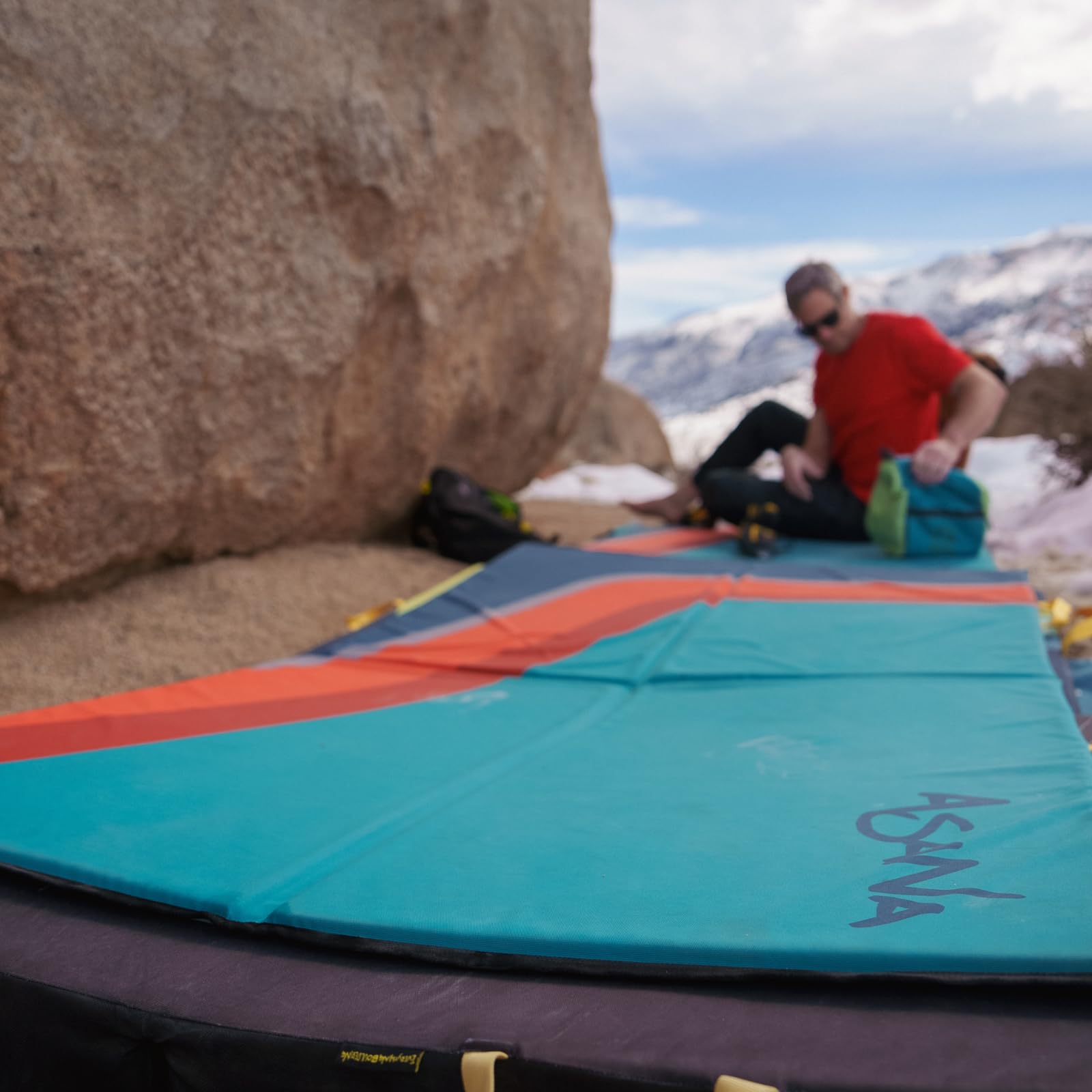 Asana VersaPad 74x44 inches overview for wide landing surface