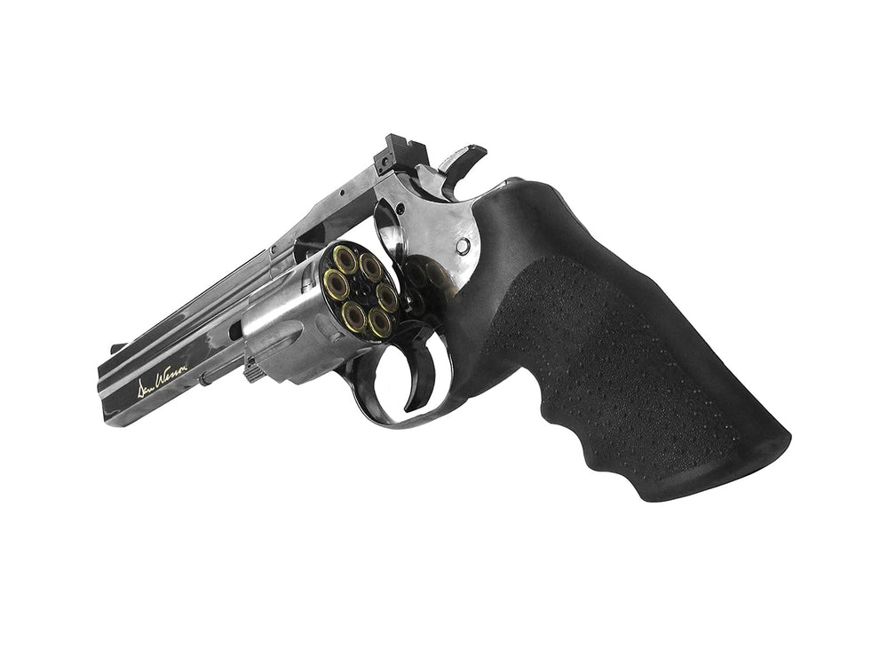 ASG Dan Wesson 715 ergonomic grip and patterned hammer improve control.