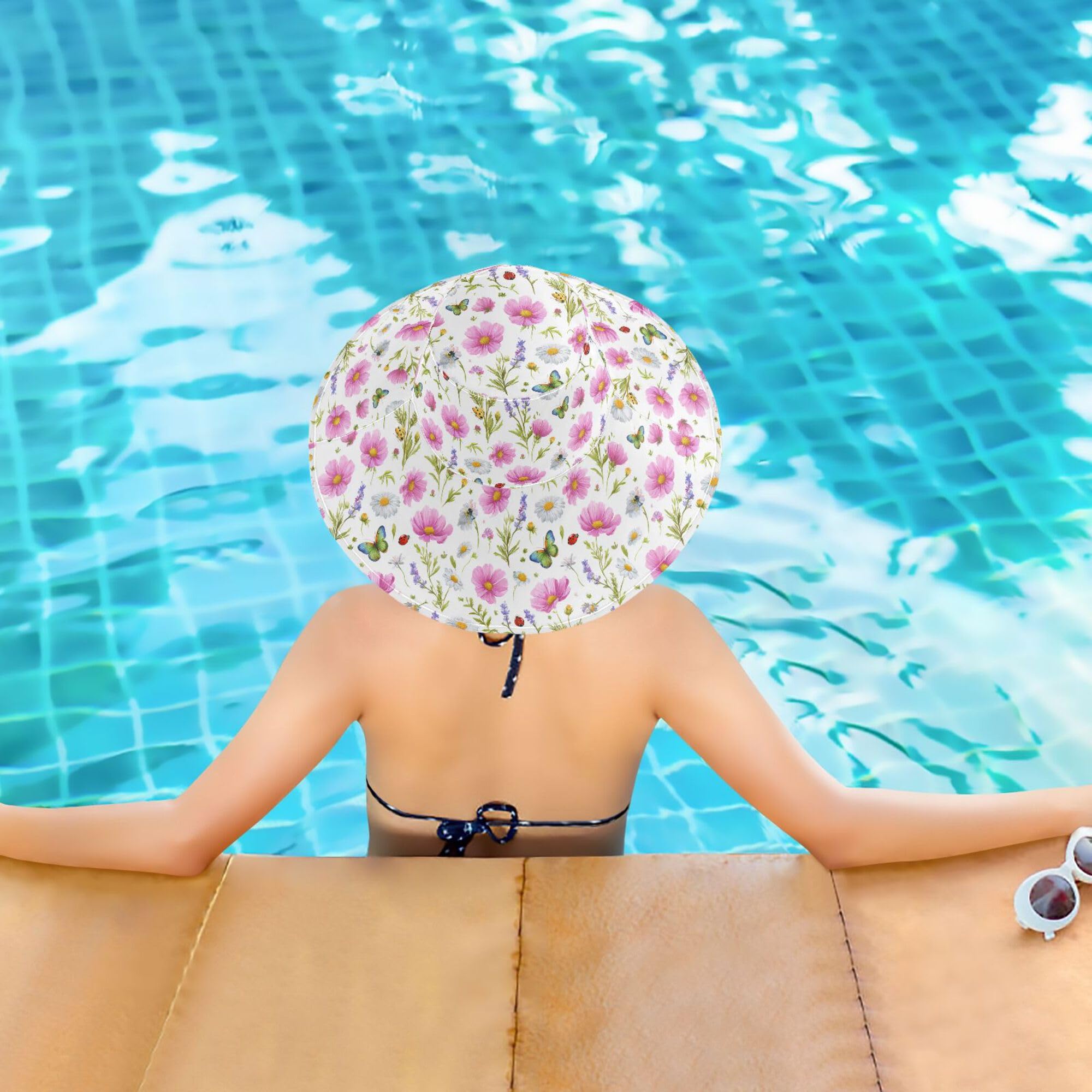 Aslsiy packable sun hat fits easily in a handbag for travel