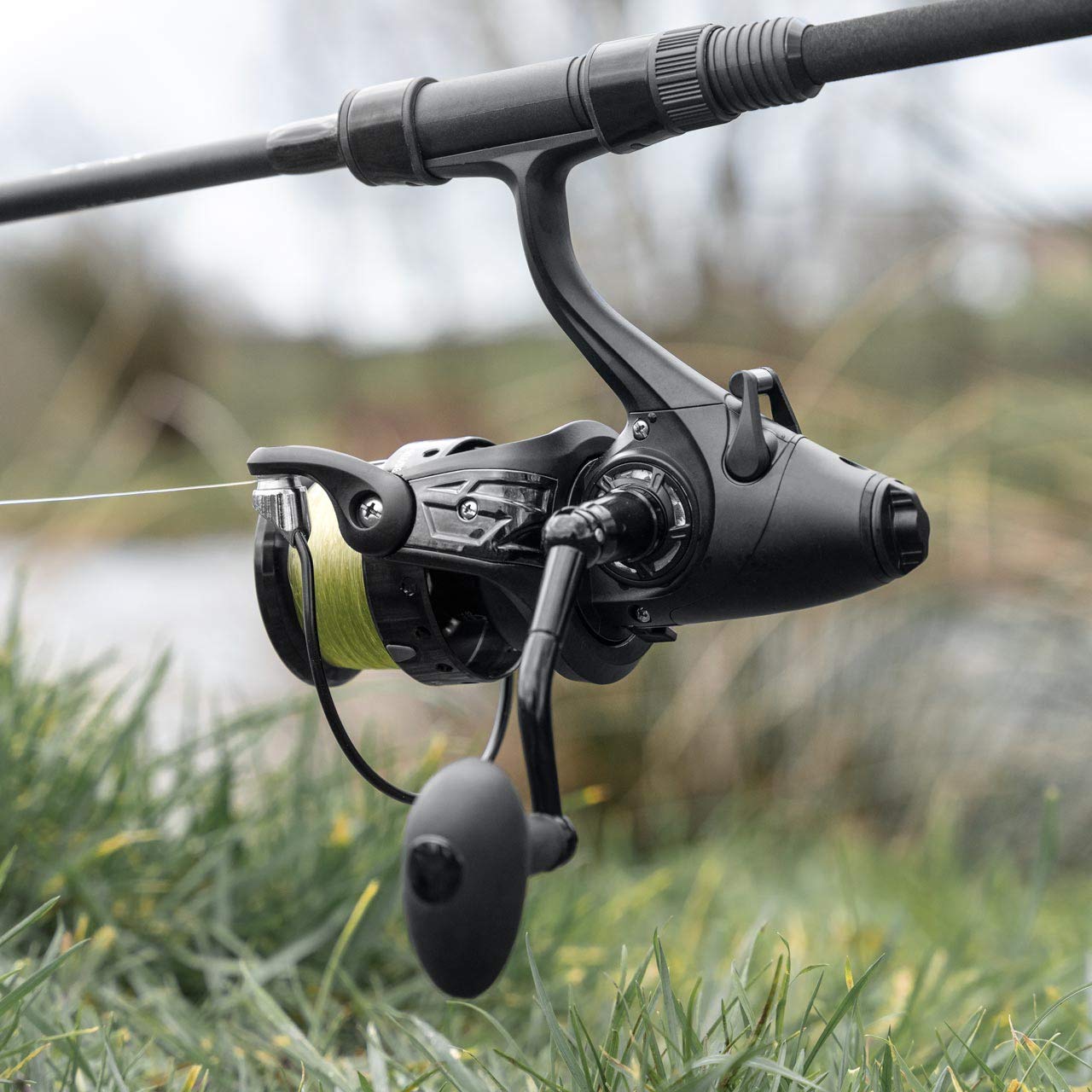 ATLAS Baitrunner Reel 6000 front and double drag versatility.