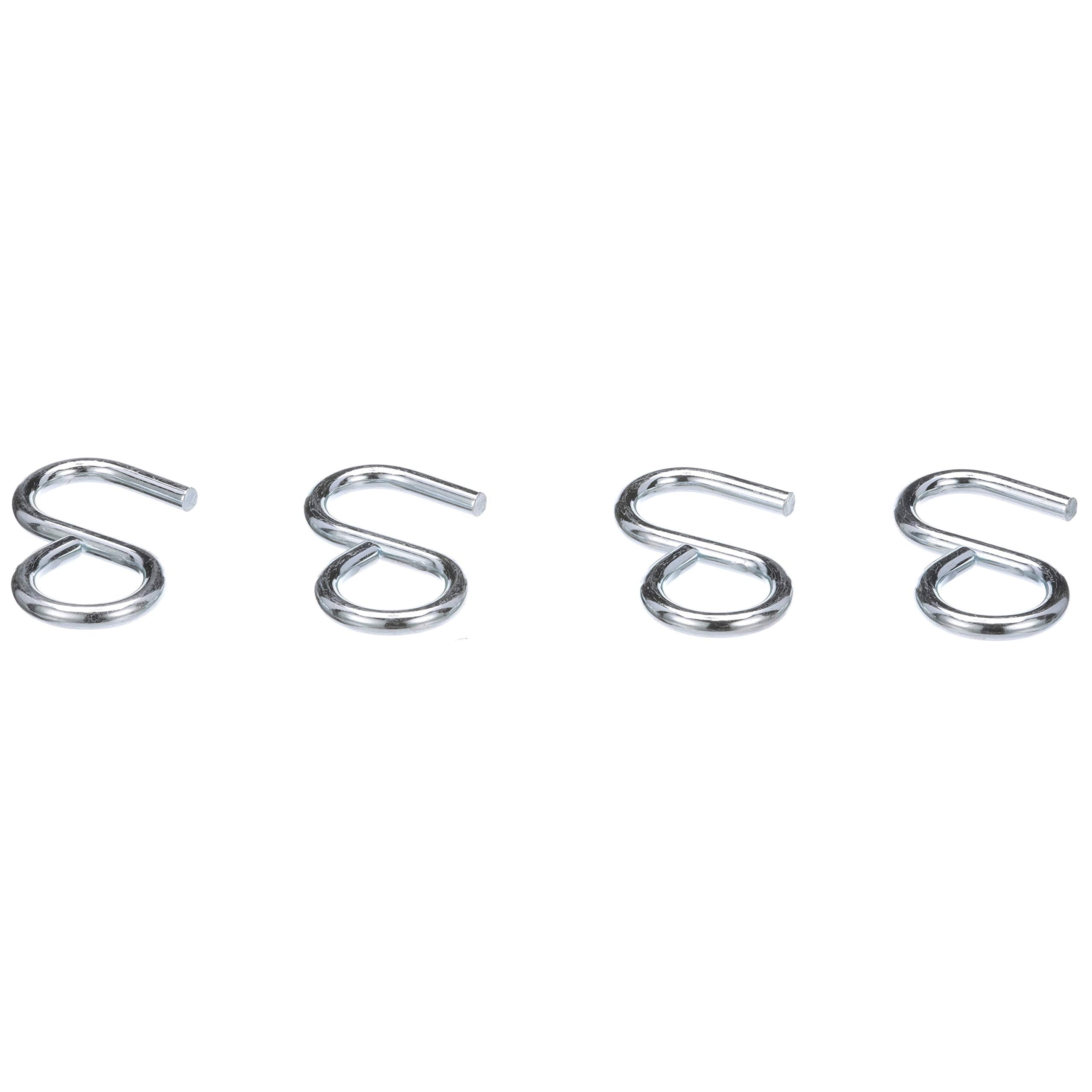 Attwood 20 ft rope provides versatile securing options.