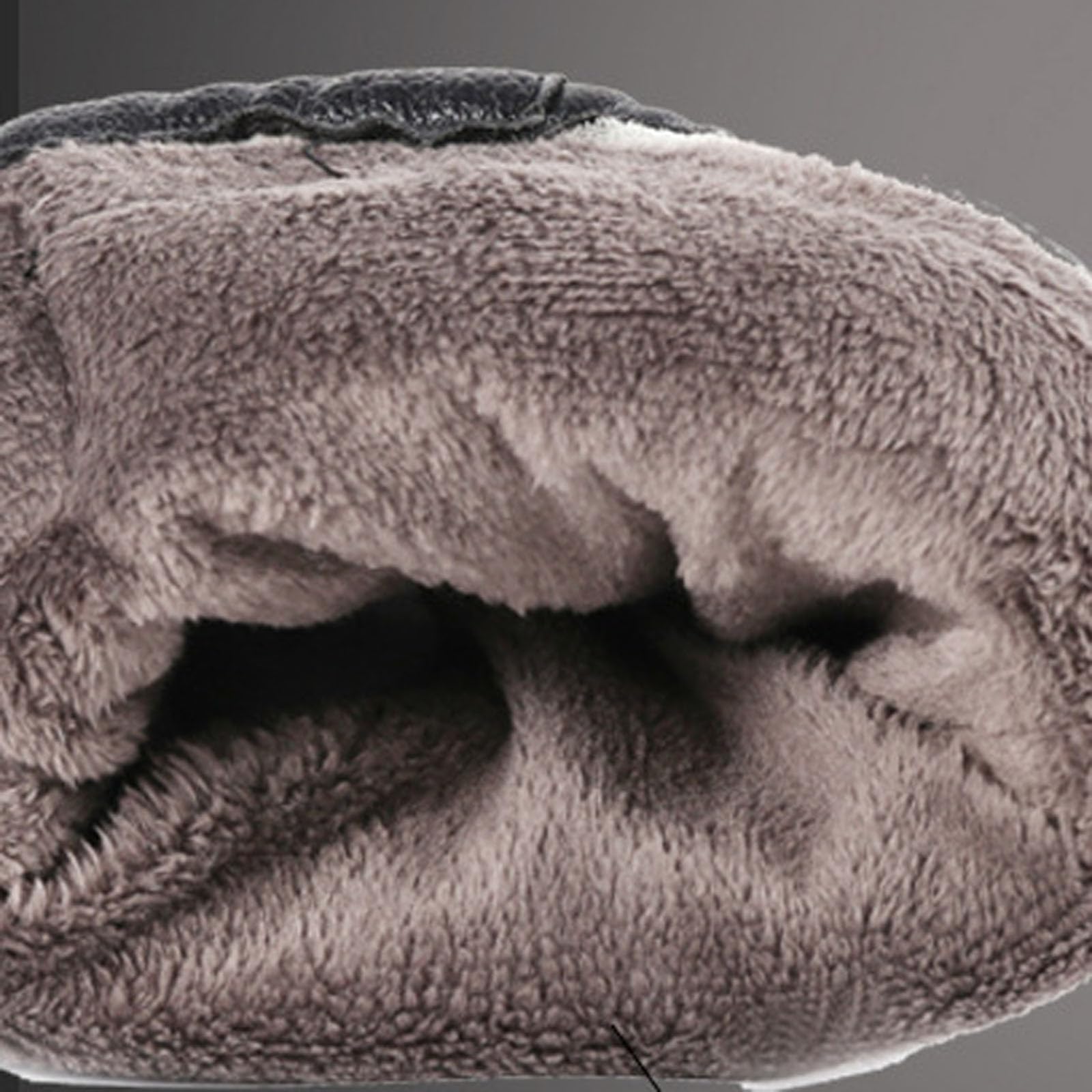 Aufmer heated gloves featuring a compact, lightweight design for travel.