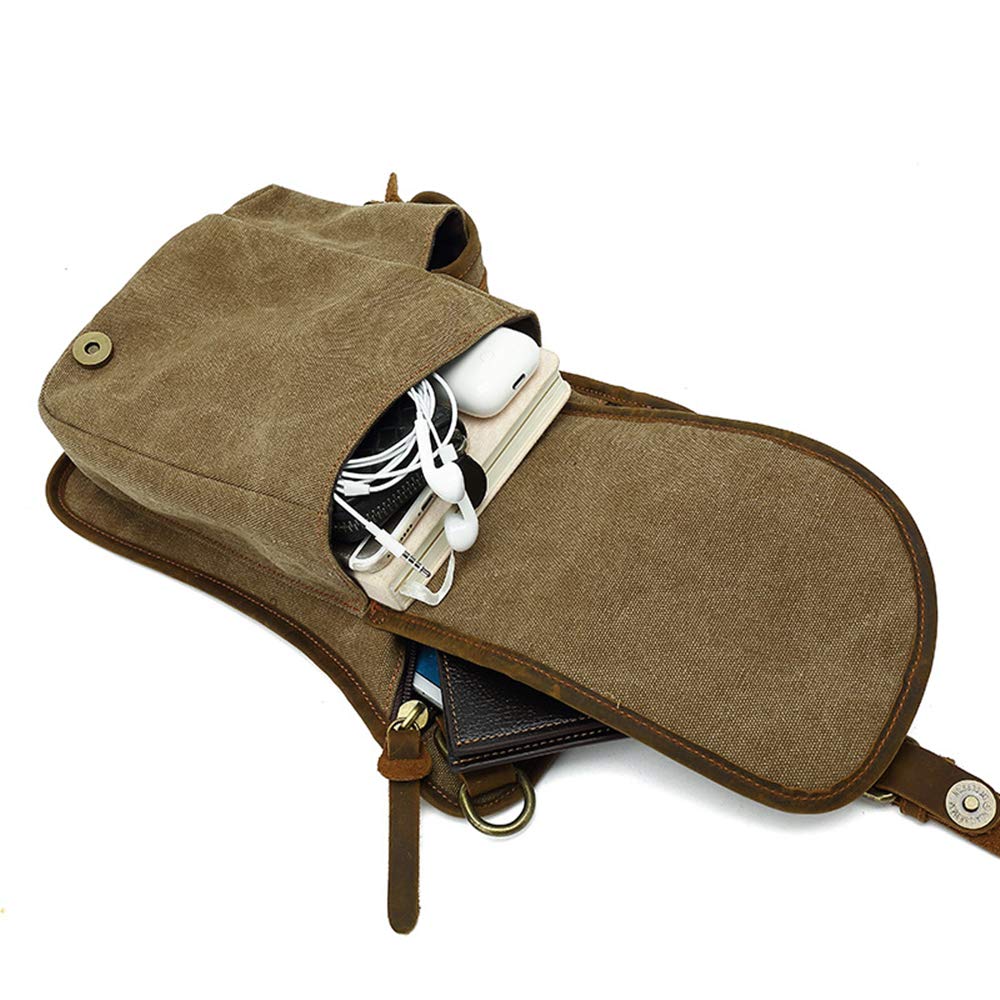 AUGU Bag front pocket zip keeps phone and keys accessible.