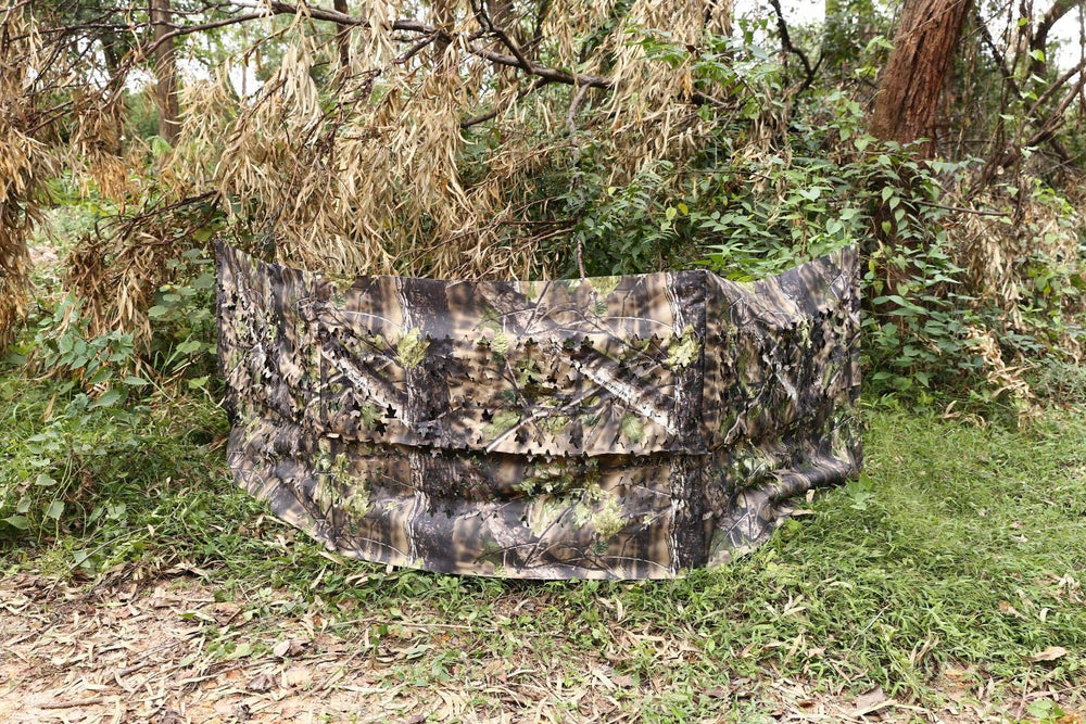 AUSCAMOTEK ground blind steel telescoping stakes ensure stable setup in wind.