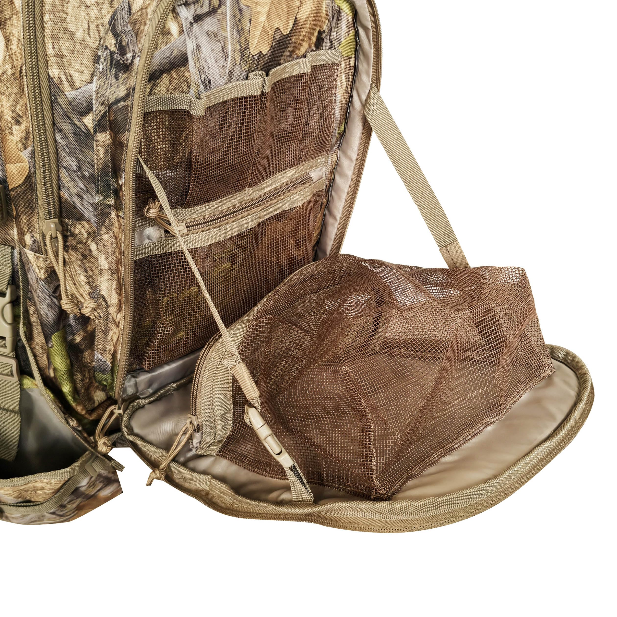 AUSCAMOTEK Bow Hunting Backpack ventilated back panel increases comfort on long treks.
