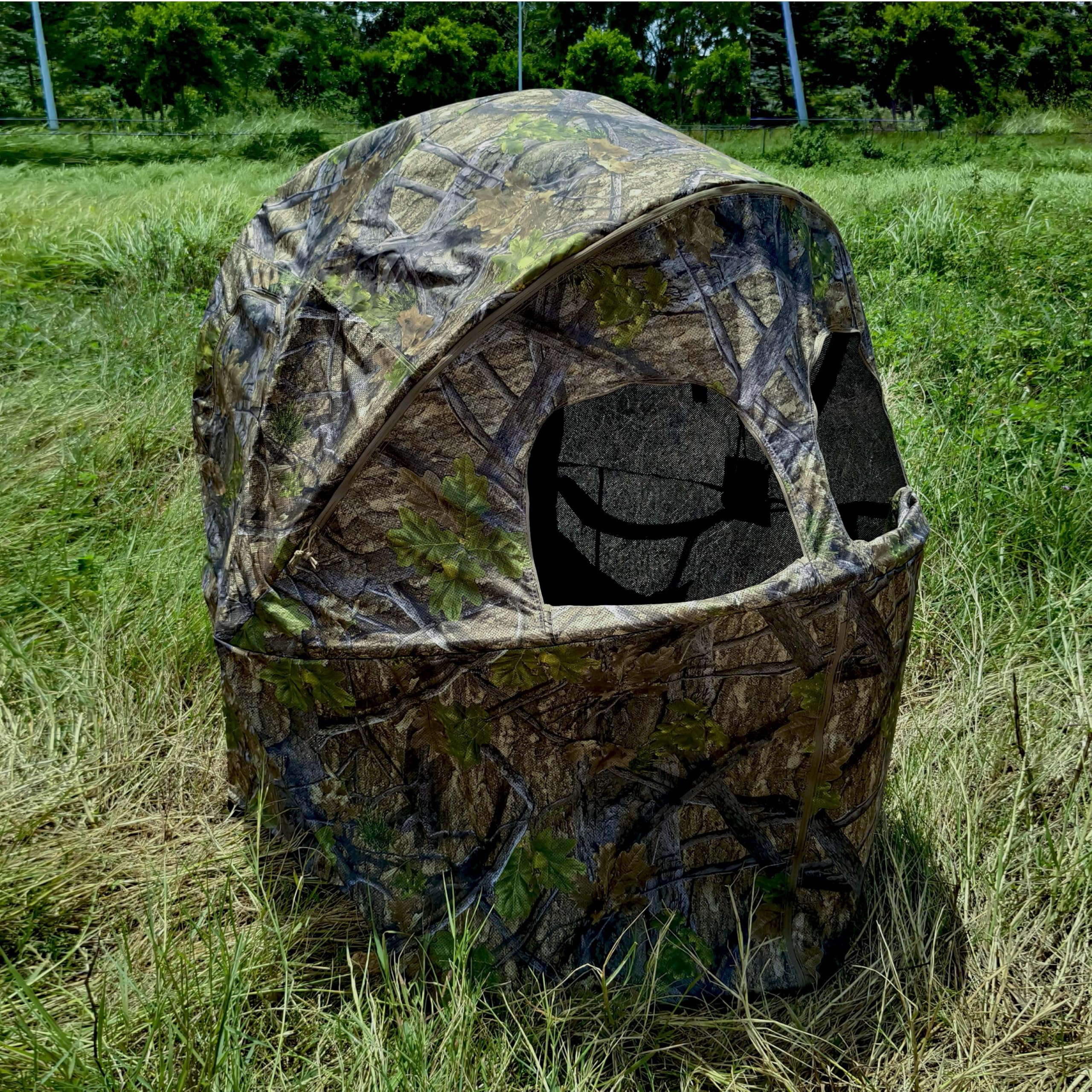 AUSCAMOTEK weather-resistant materials withstand wind and light rain for durable field use