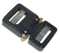Austrialpin Cobra buckle close-up shows 7075 aluminum durability for rugged safety.