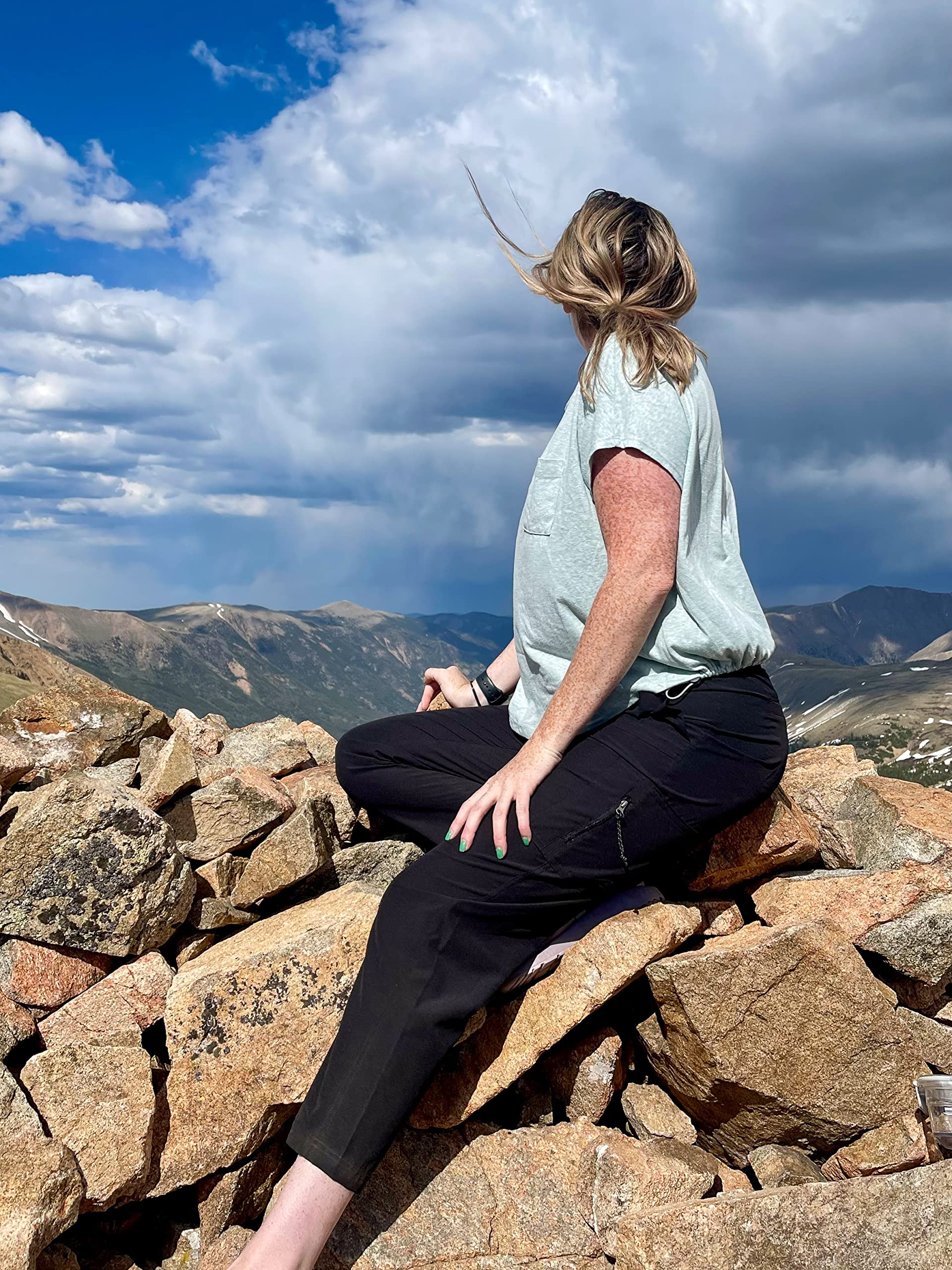 Avalanche women's ripstop pant driftwood side pocket secures small essentials while on the move