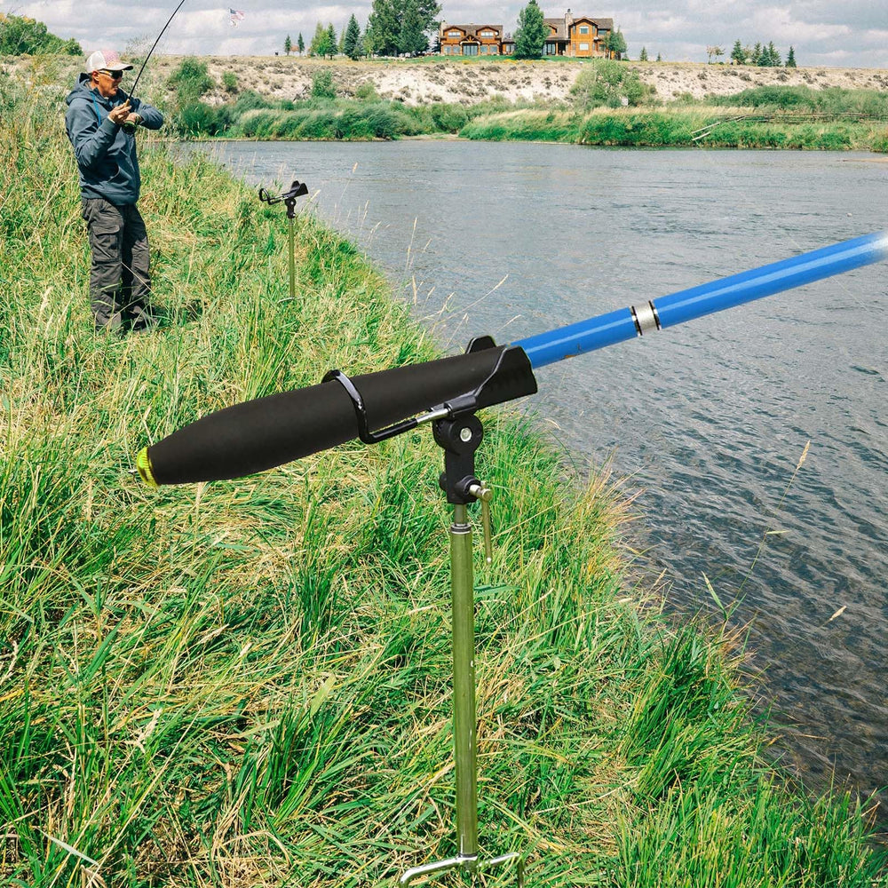 Compatible with spinning and casting rods for versatile use